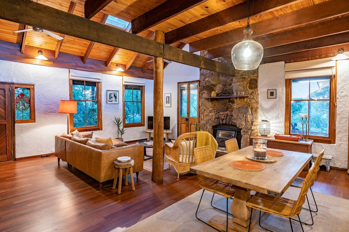 The Enchanted Stone Cottage gallery image 4