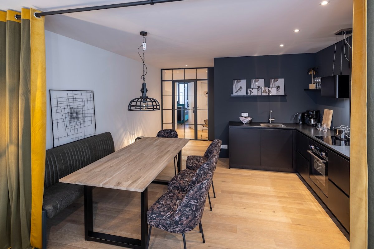 Luxury industrial apartment – new / Neuhausen gallery image 4