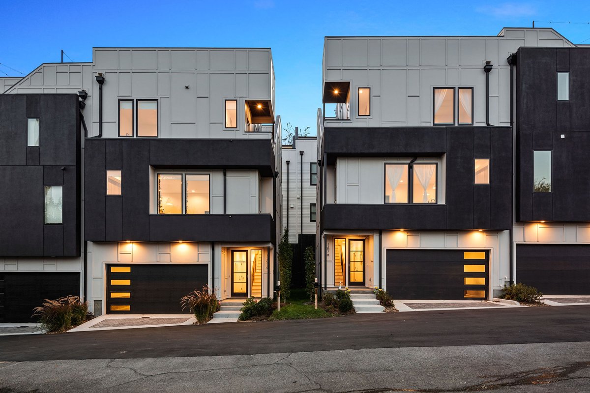 Soak Up the Skyline Views! ✦ Downtown ✦ Sleeps 24!