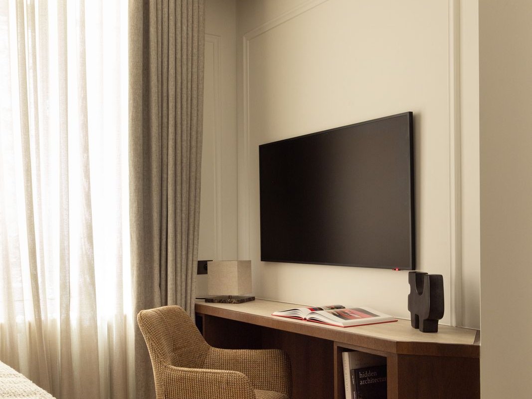 Luxury A/C flat – 3CH/3SDB – Arc de Triomphe gallery image 5