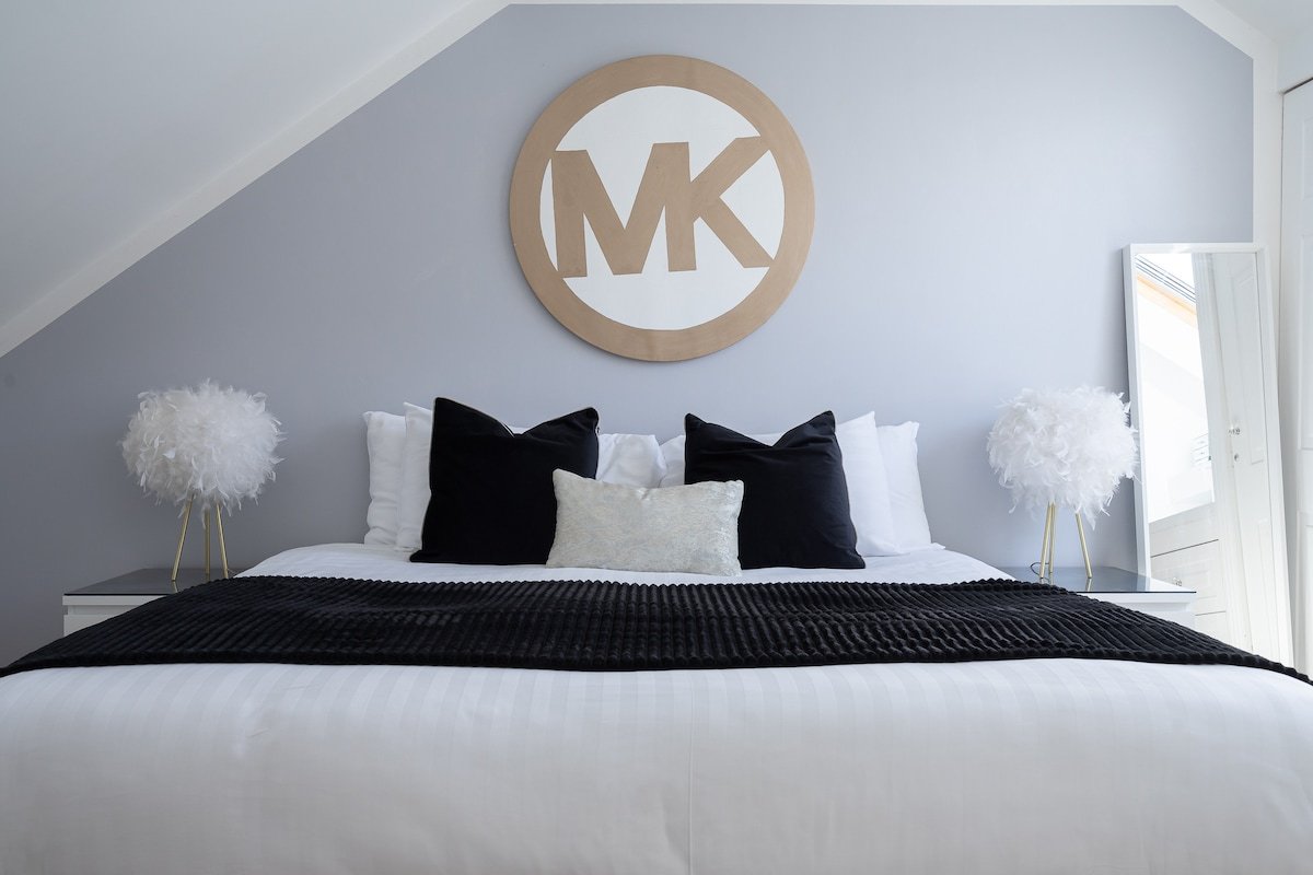 City Centre house – Arthur’s Seat View, Parking gallery image 4