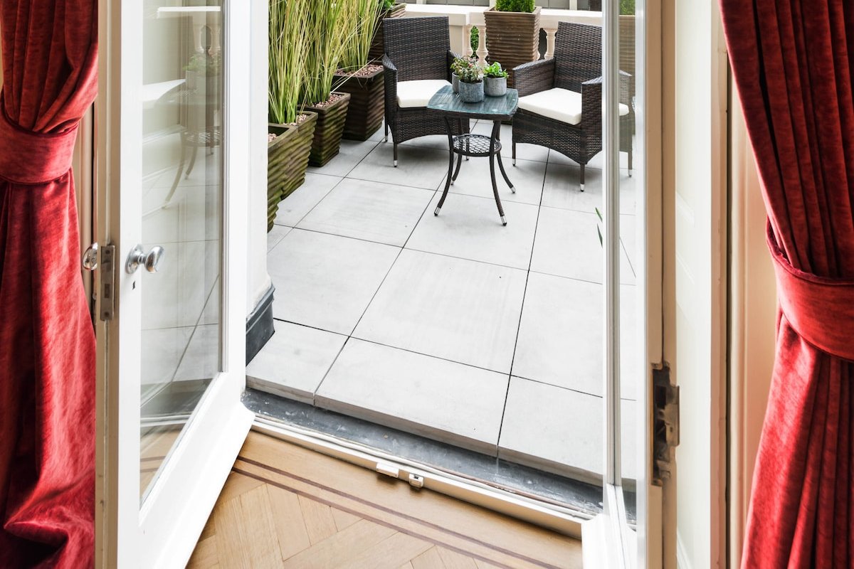 £5m Hyde Park Duplex Apartment gallery image 4