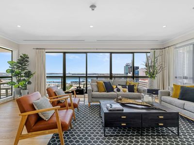 Heritage Penthouse with Rooftop Pool & Balcony