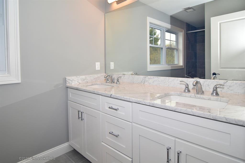 Summer Oasis! Perfect for Family & Friends! gallery image 4