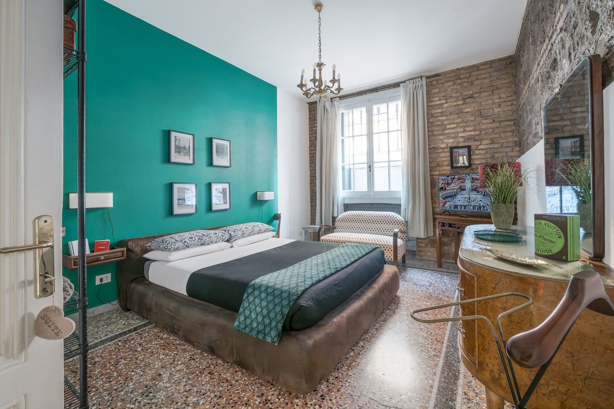 Bohemian Apartment (Roma) Special Price gallery image 2