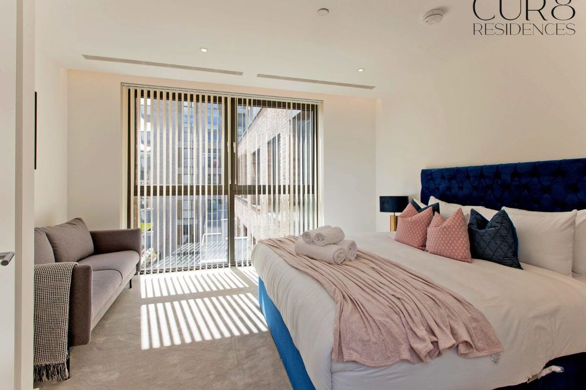Luxury 2 Bed with Shard View & AC gallery image 5
