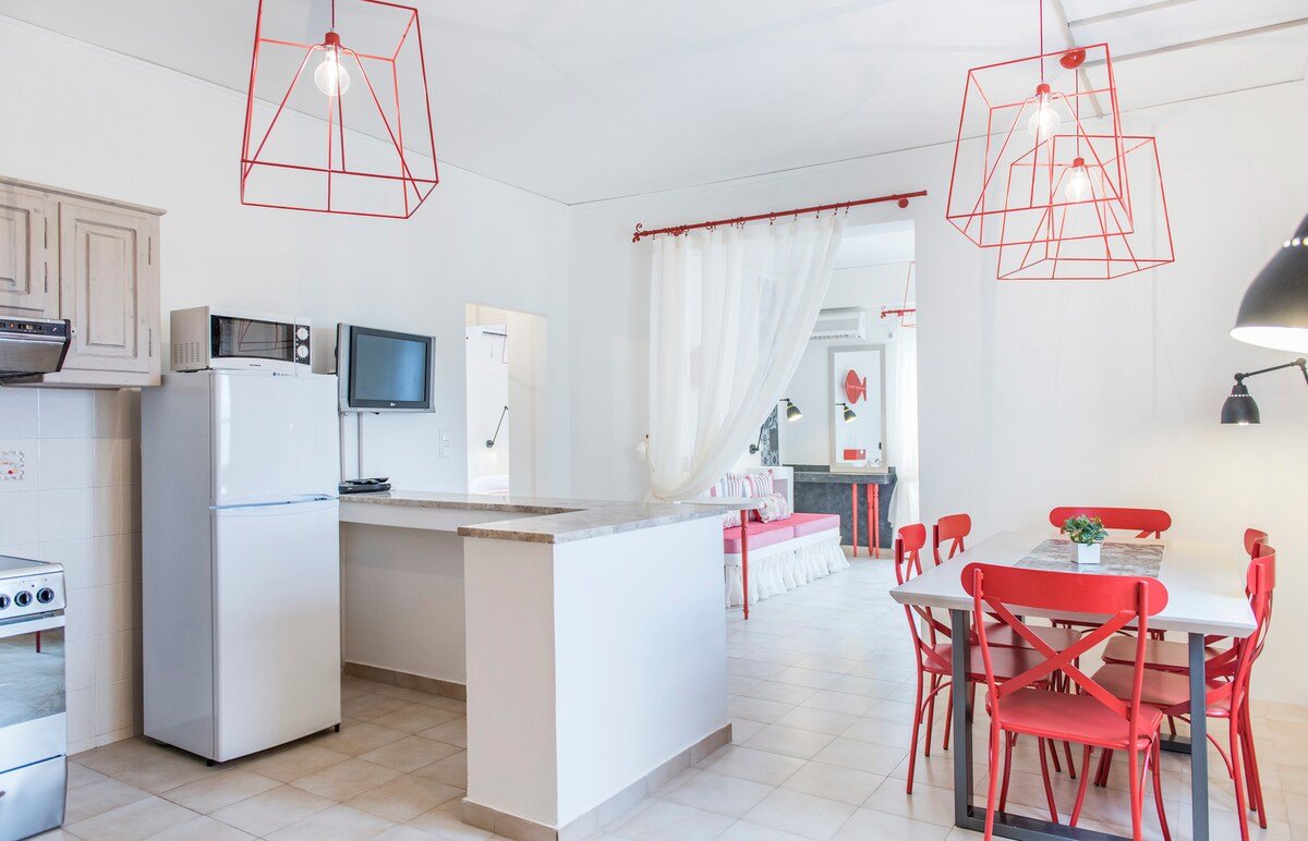 Eos Villa: Santorini villa with private pool gallery image 4