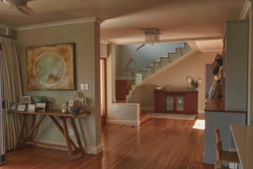 Family-friendly mountain-side home gallery image 5