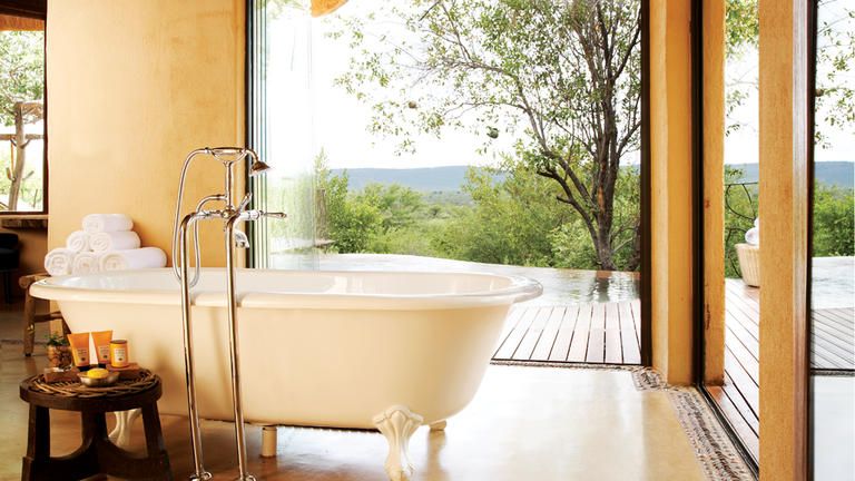 Molori Safari Lodge Lesedi Premier Suite (Sleeps 2)