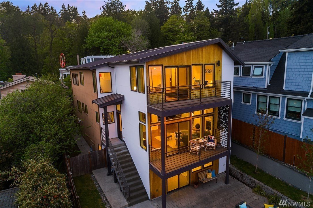 Lake and Rainier views, tons of space and games