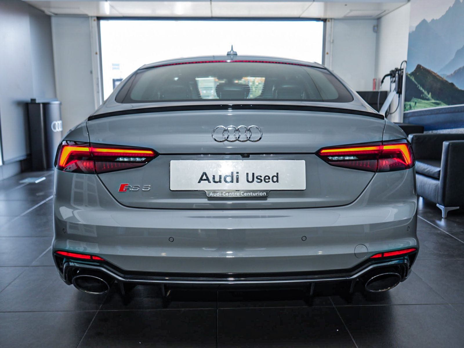 Used car gallery