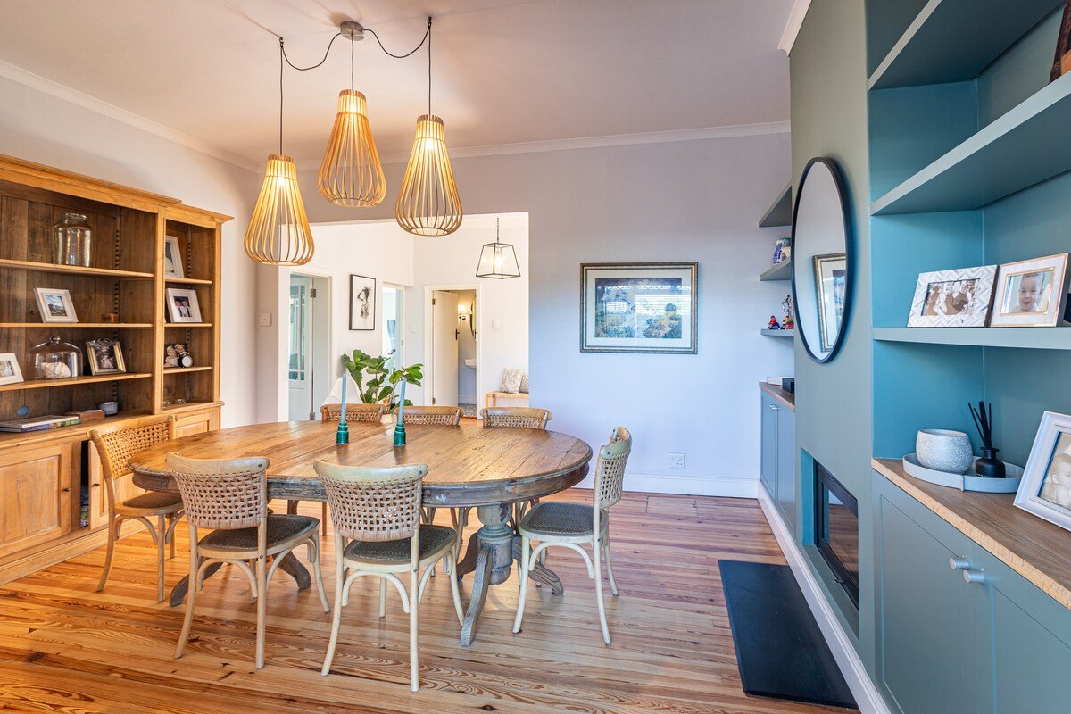 Spacious and Sunny Family Home in Cape Town gallery image 5
