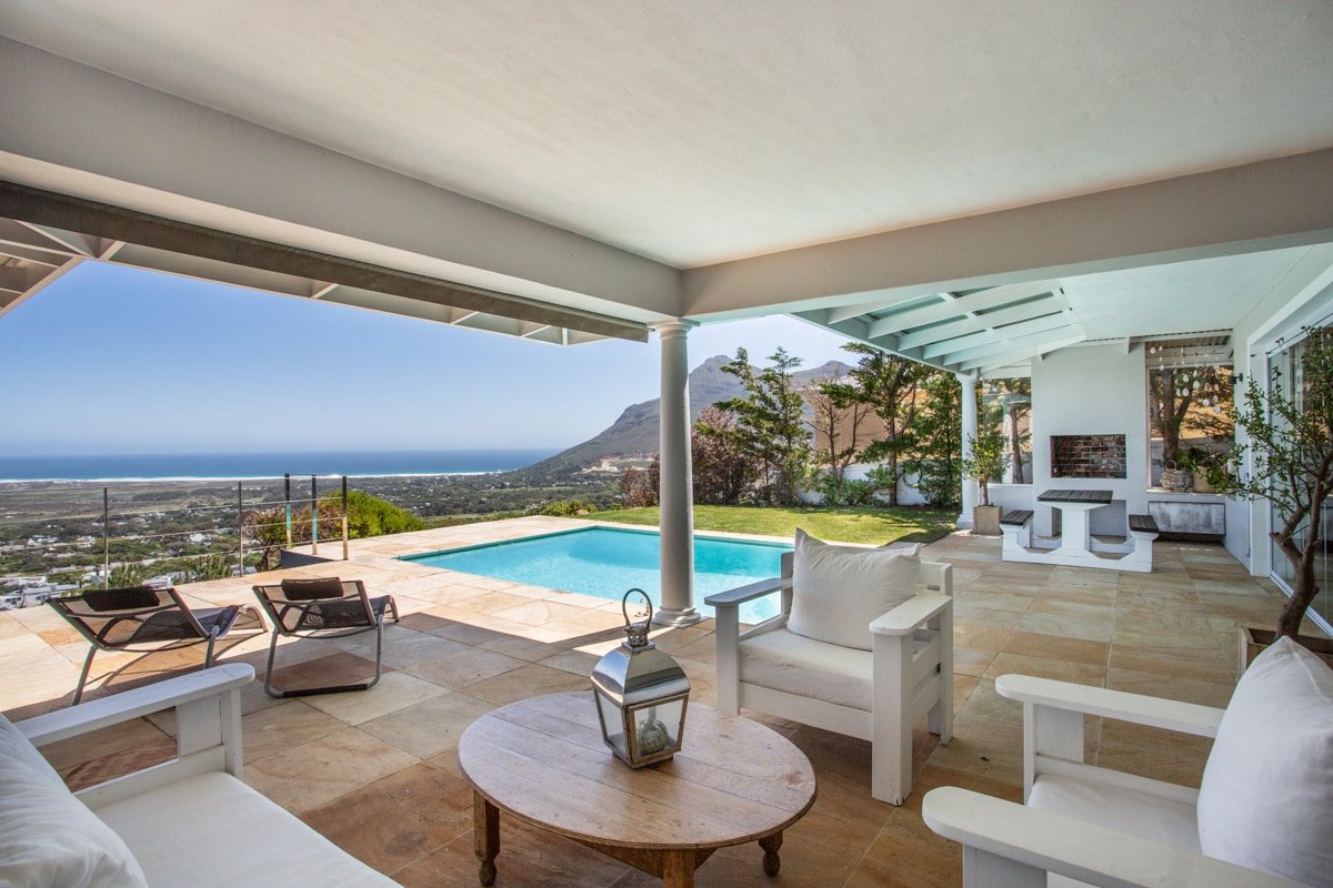 Sapphire Sunset. Panoramic Views. Solar backup gallery image 5