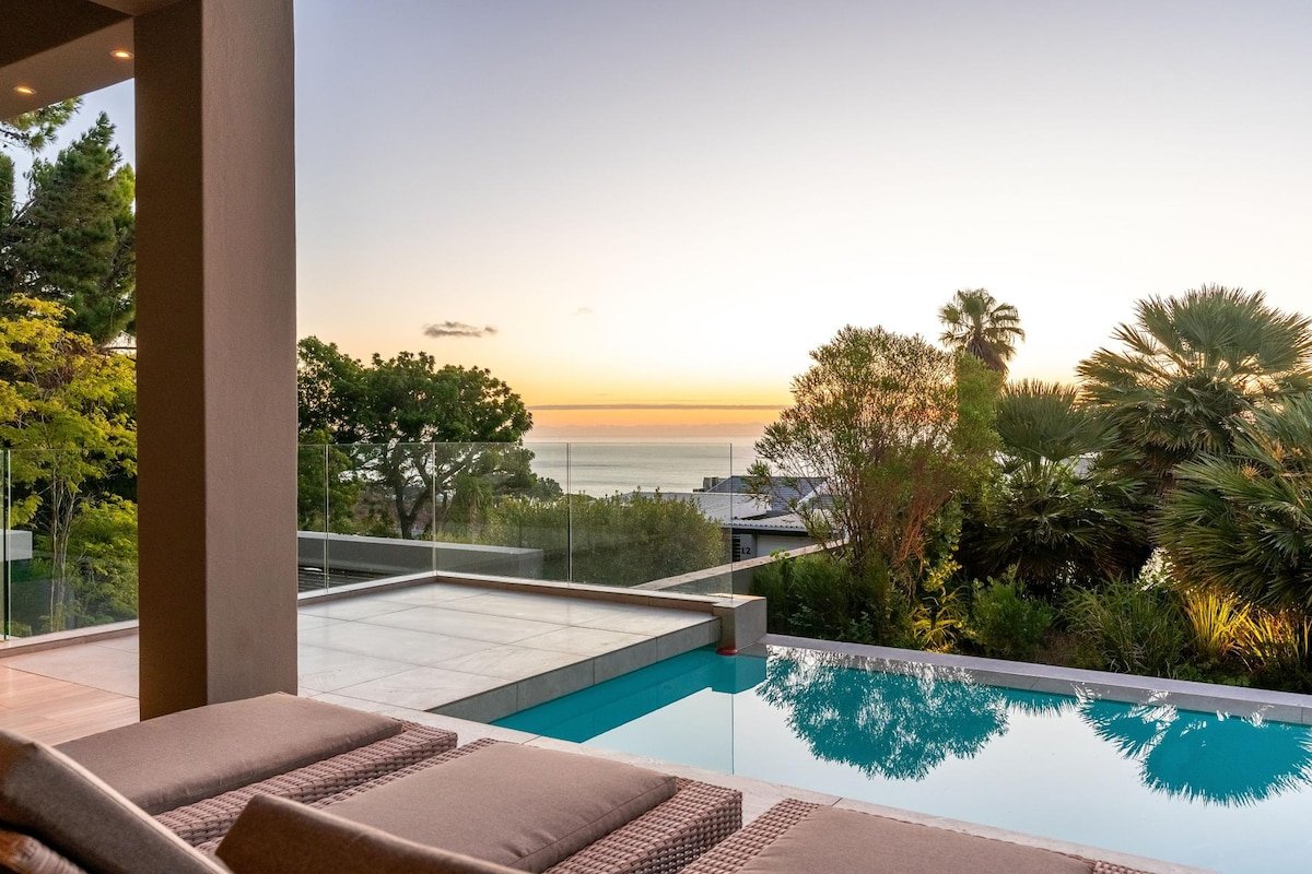 Sapphire Seas – Designer Villa in Camps Bay gallery image 5