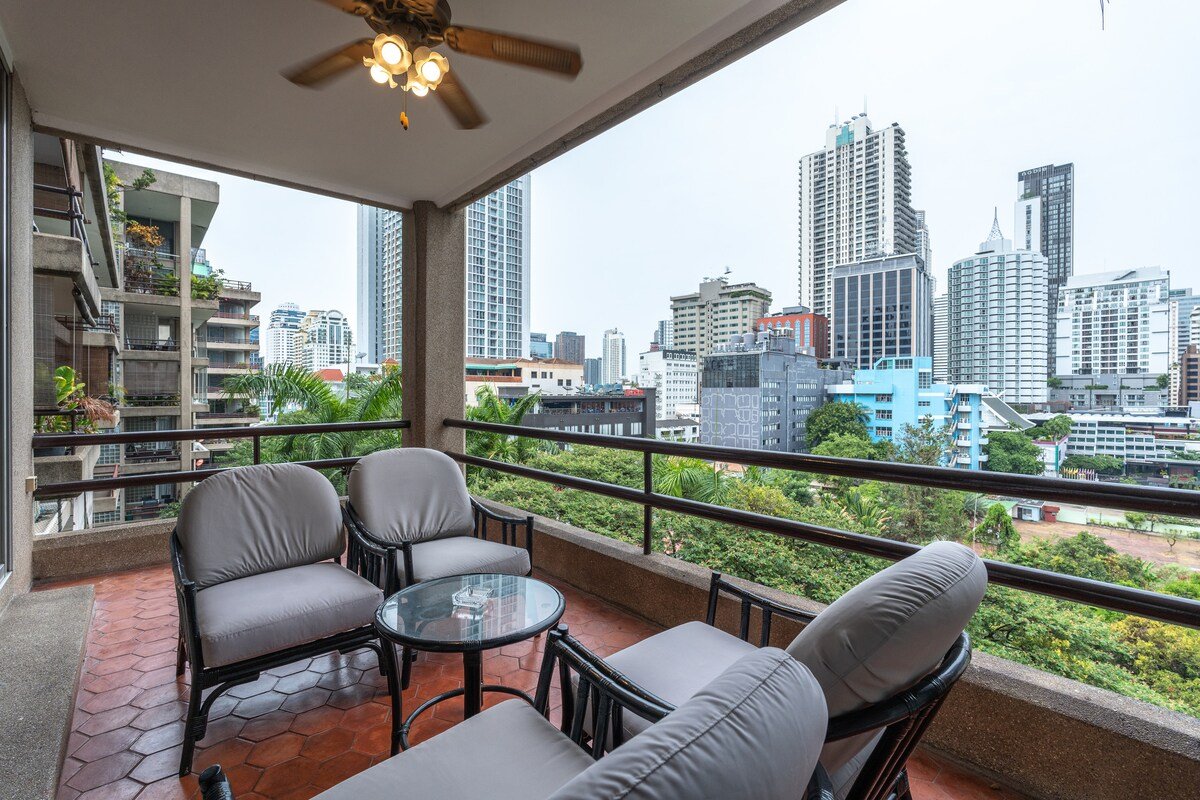 3br. modern near BTS 100 m. gallery image 4