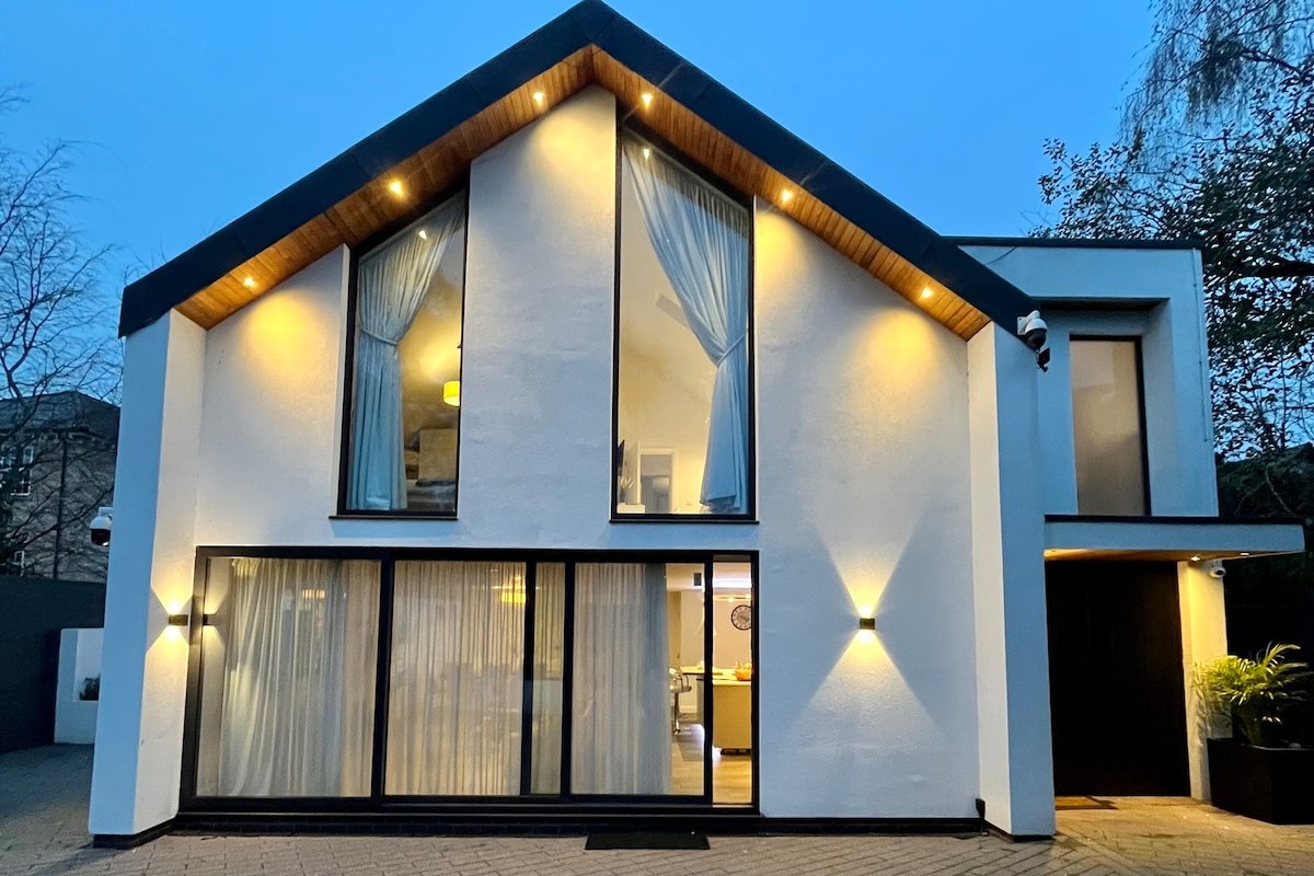 Manchester’s hidden gem gallery image 2