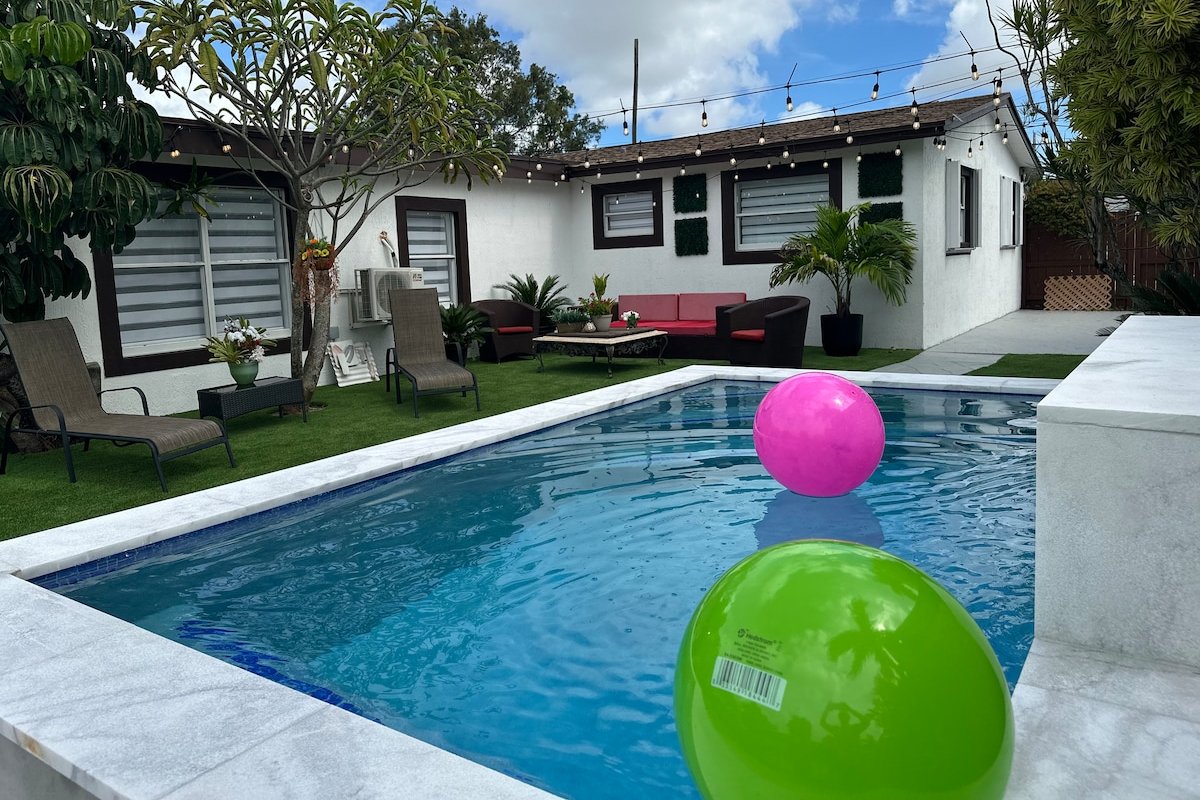 NEW Tropical Haven – Near Hard Rock & FLL Airport gallery image 3