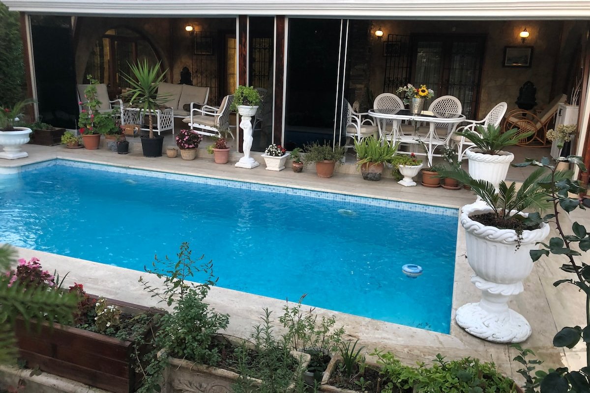 Isıtmalı Havuz ve Şelaleli Müstakil Villa gallery image 4