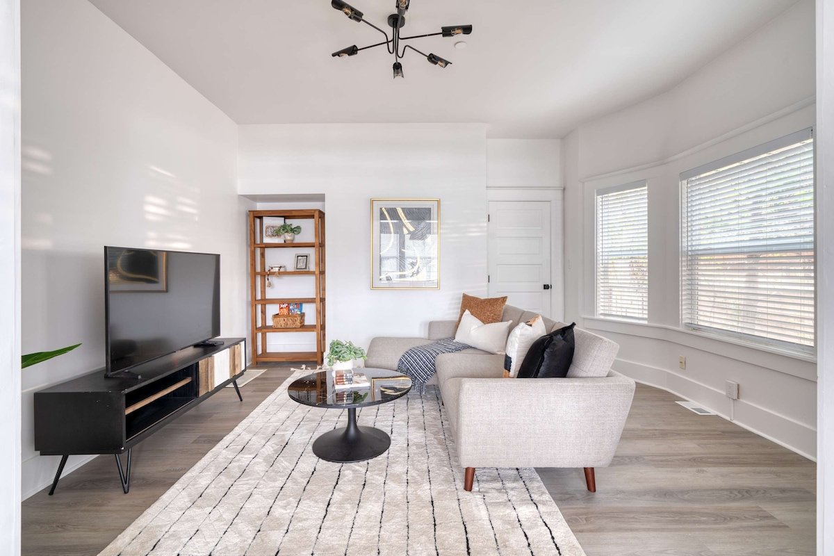 Soul District Mansion – Food Carts & Local Shops gallery image 2