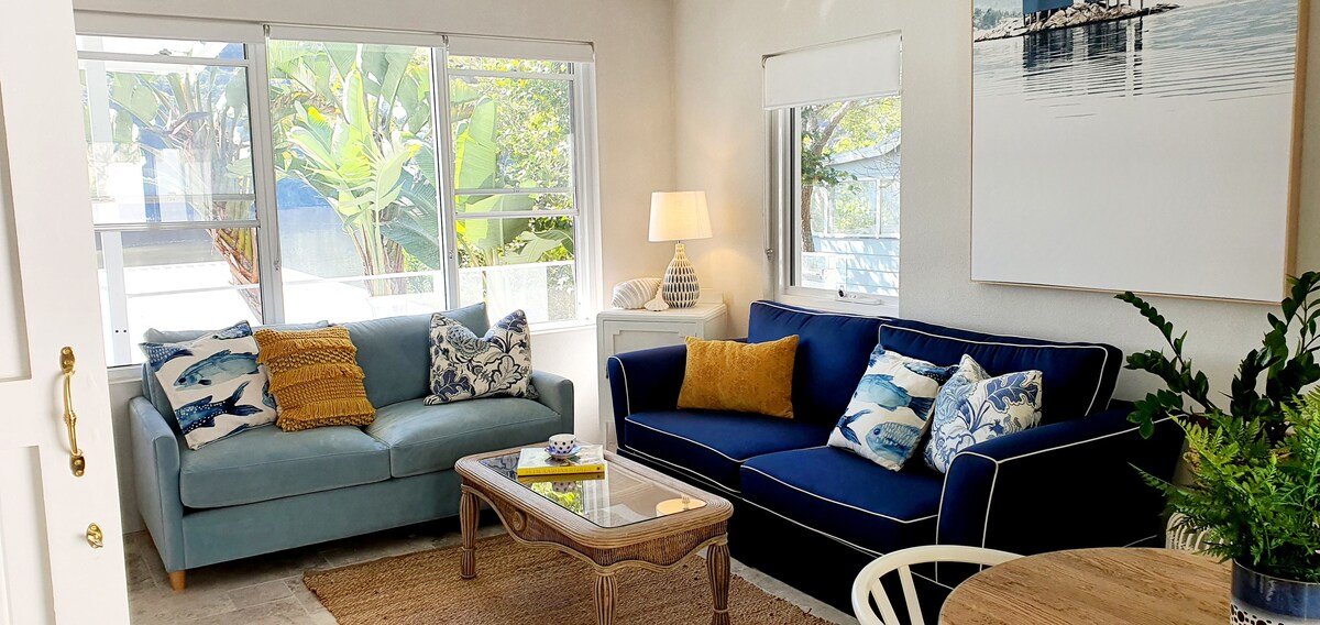 “VILLA ON COBA POINT” Waterfront HAWKESBURY RIVER gallery image 5