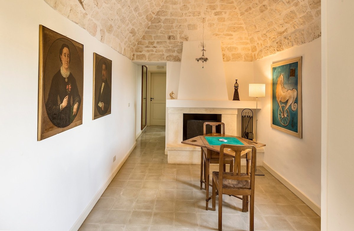 La Casa Blu, antica Villa con piscina e Spa gallery image 5