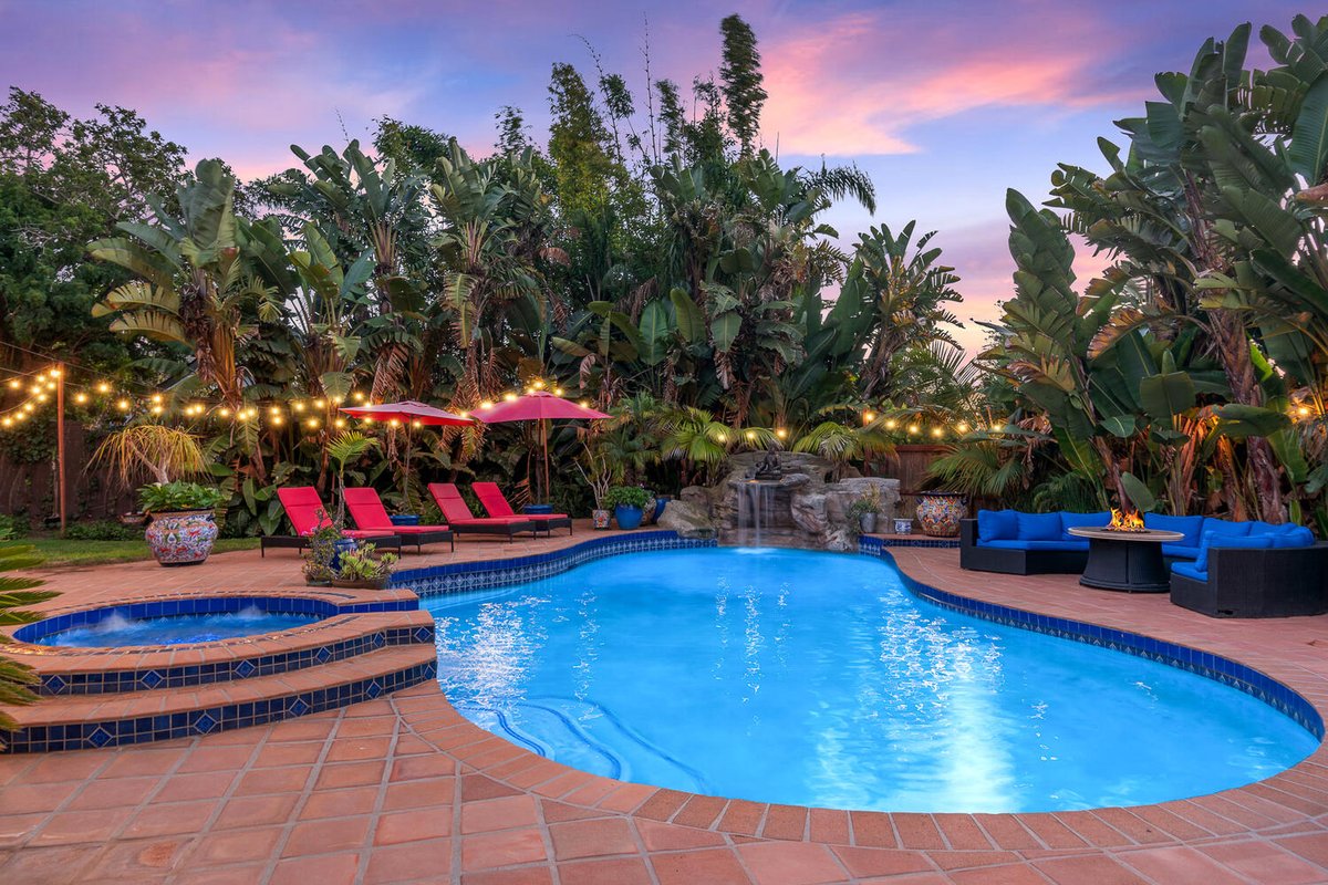 Luxury 6 Bedroom La Jolla Oasis w/ Pool and Spa!