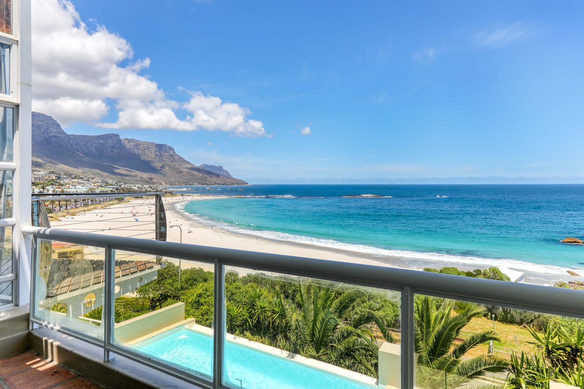 Beach Villa 1 – Large villa on Camps Bay Beach