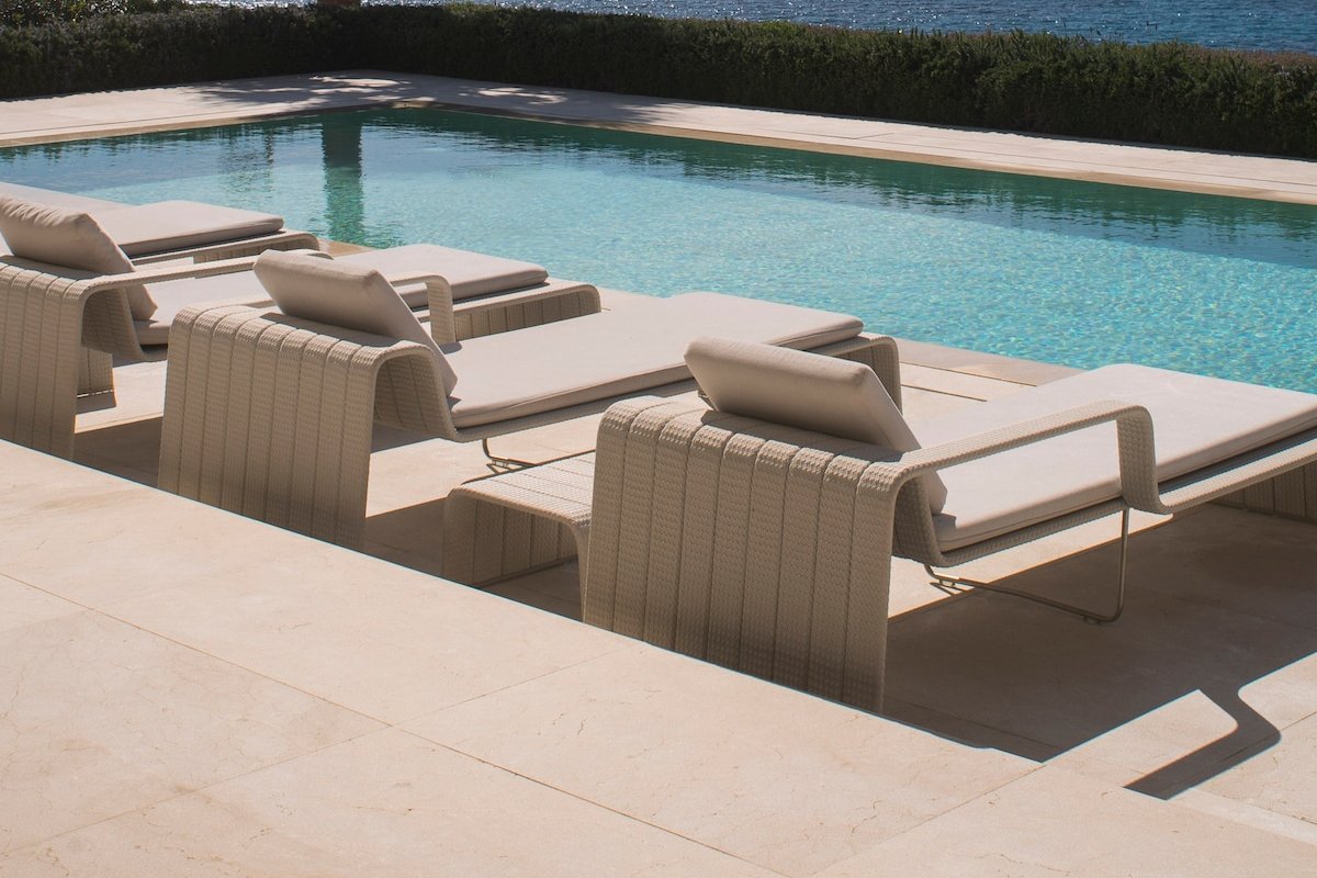 Luxury New Villa with Stunning Sea Views gallery image 2