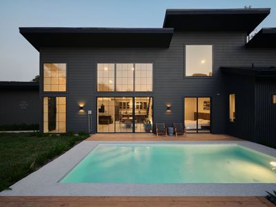 The Green Oak: Refresh & Restore