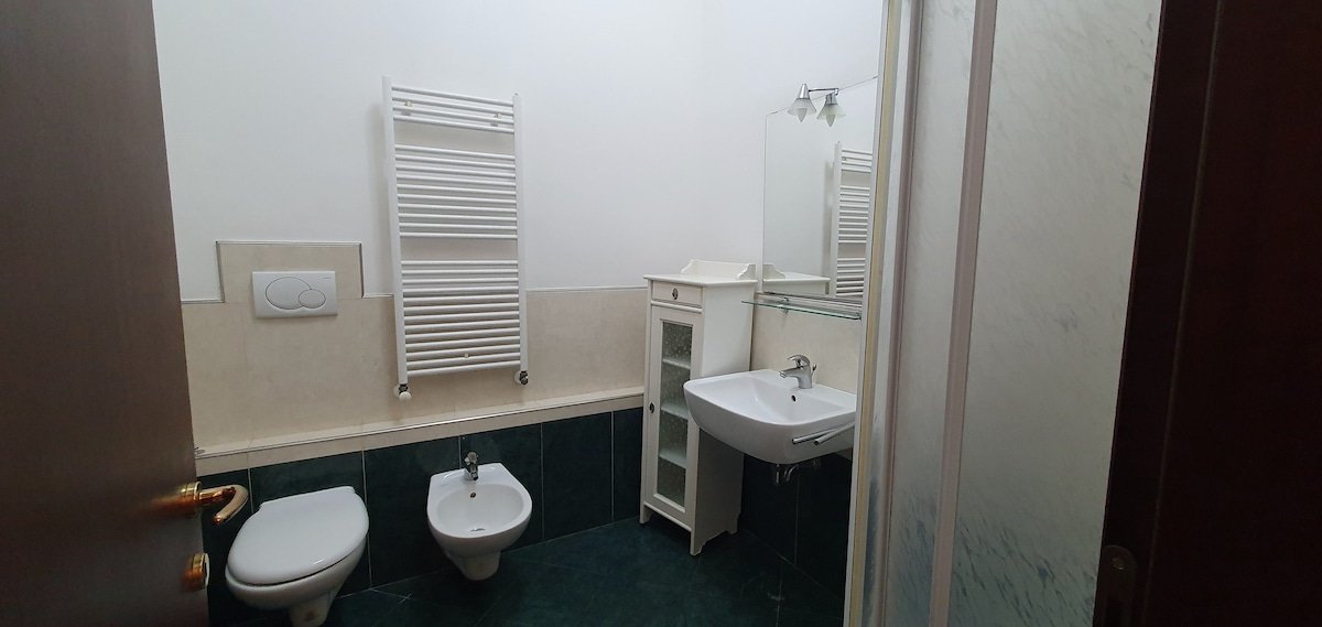 Smeraldo apartment gallery image 5