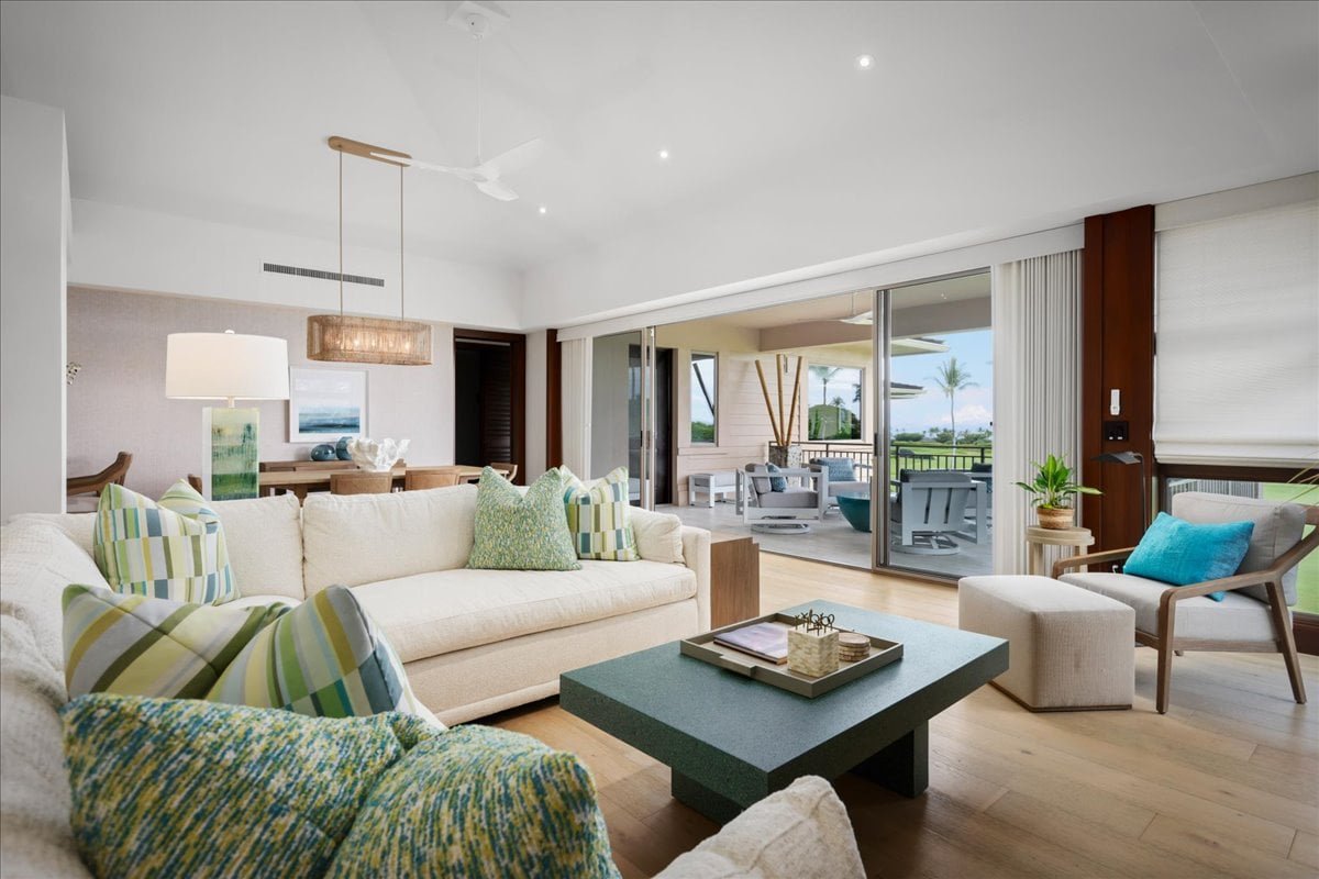 Fairway Villa 110D– Bright & Modern | Onsite Staff