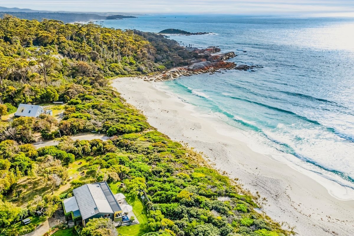 Oriole Bay of Fires gallery image 2