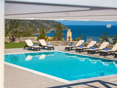 Villa Bellelen with a heated pool