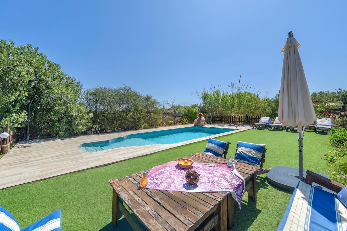 Son Antem gallery image 4