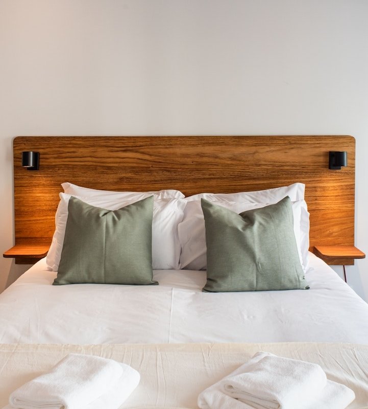 The Haus | Modern 3-BR Escape in Vibrant Lisboa gallery image 4