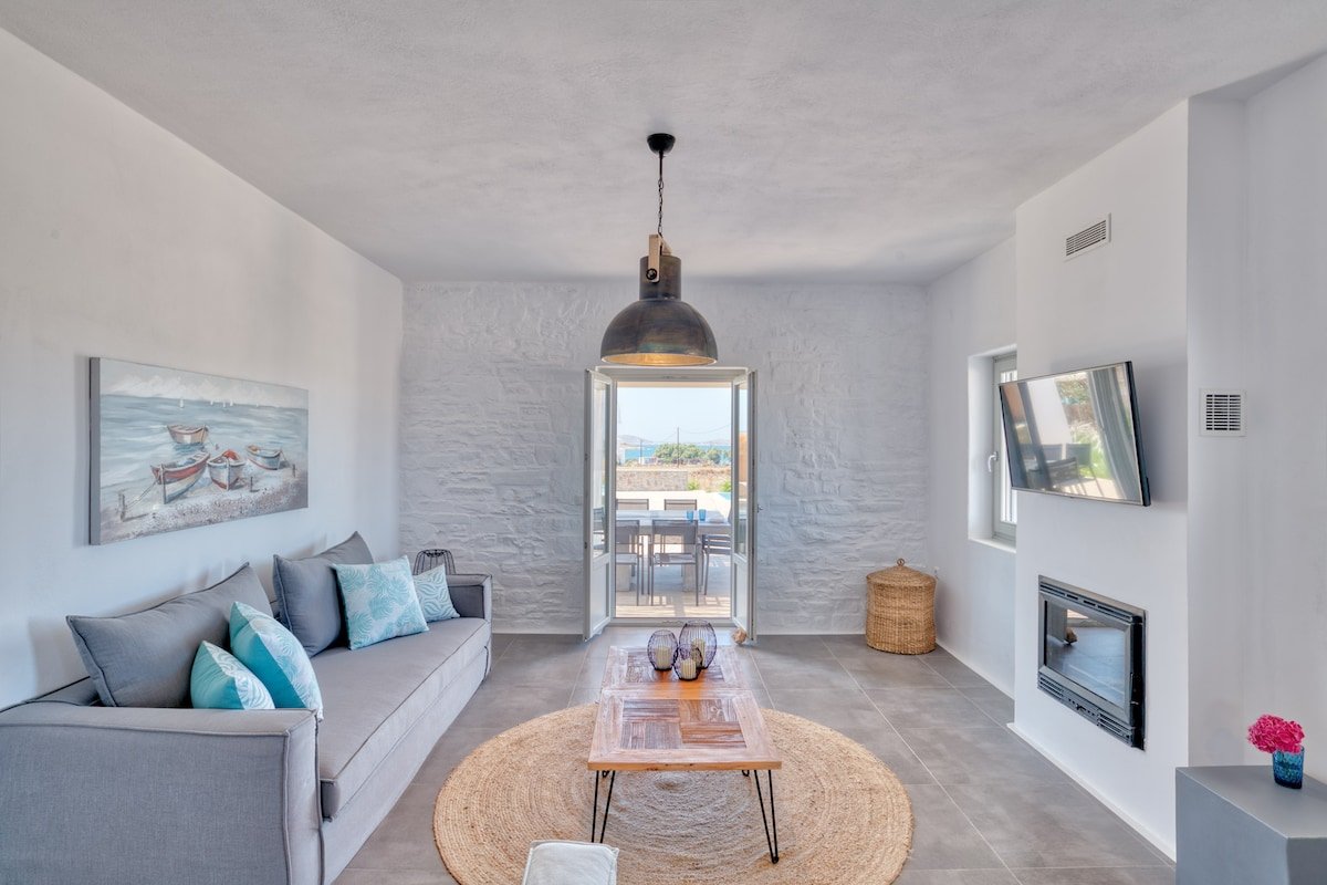 White Sand Paros Villa HOPE gallery image 3