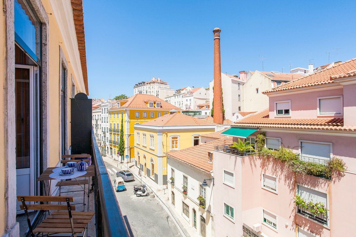 Modern Antique Boutique Duplex Rooftop Flat Lisbon