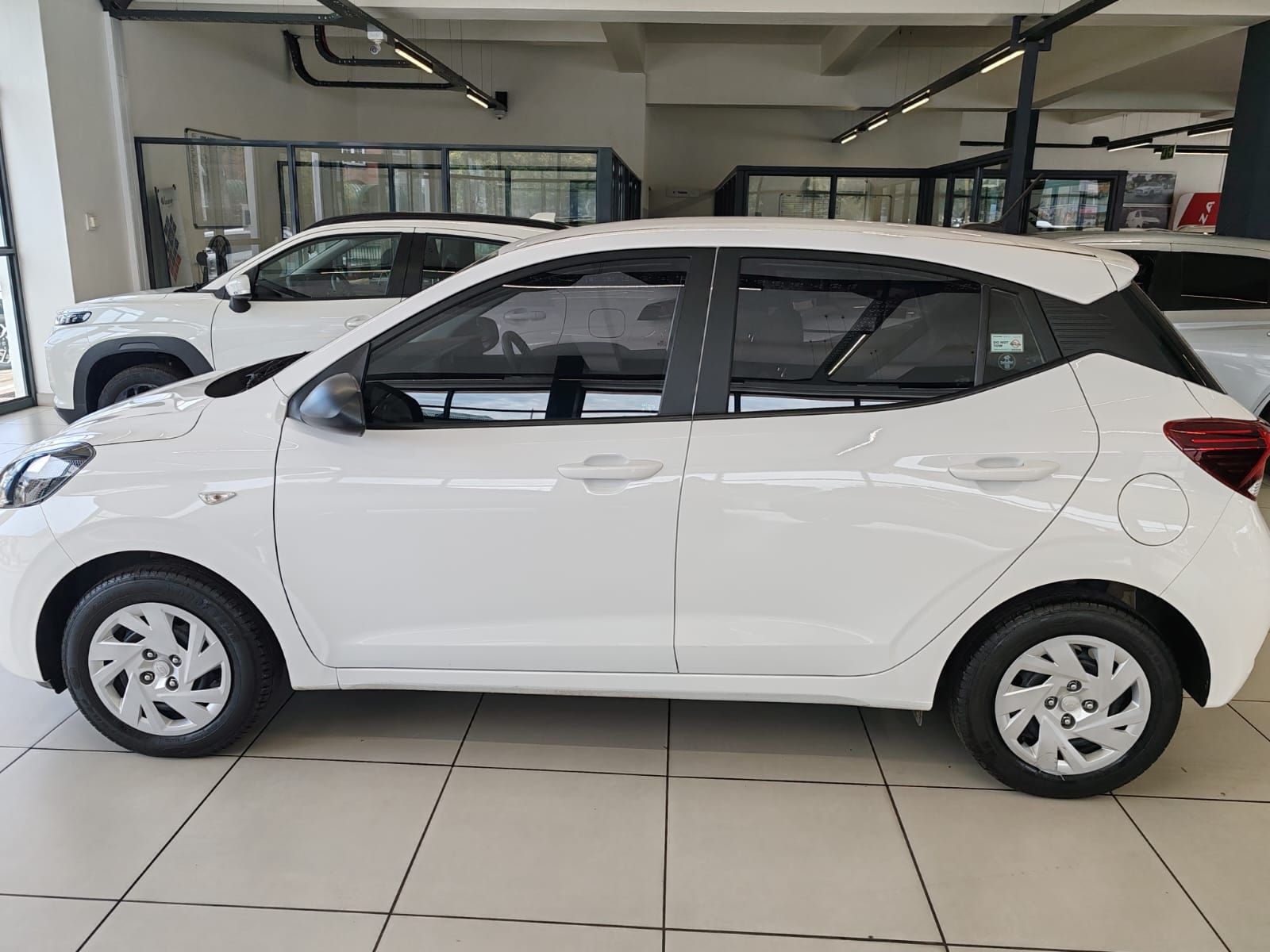 Used car gallery