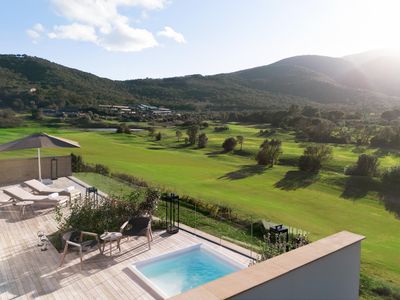 5* Villa With Outdoor Hot Tub (4B)