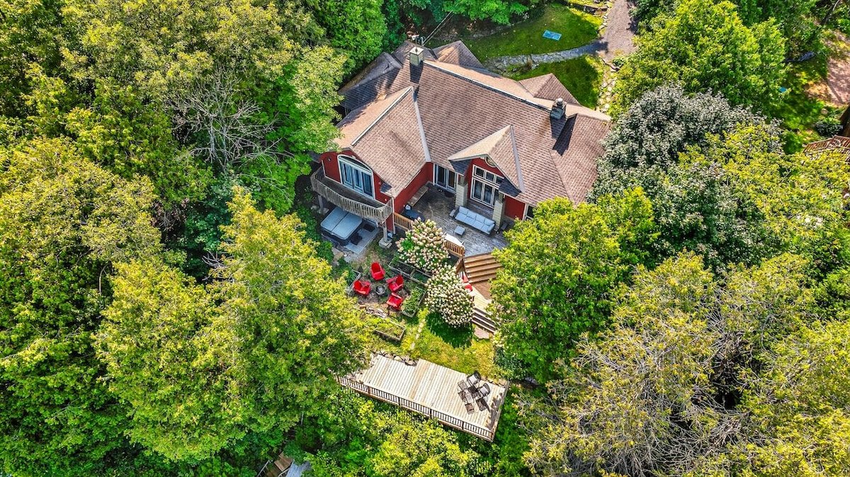 Waterfront Retreat Sauna Hot Tub Kayak Canoe Fish gallery image 3