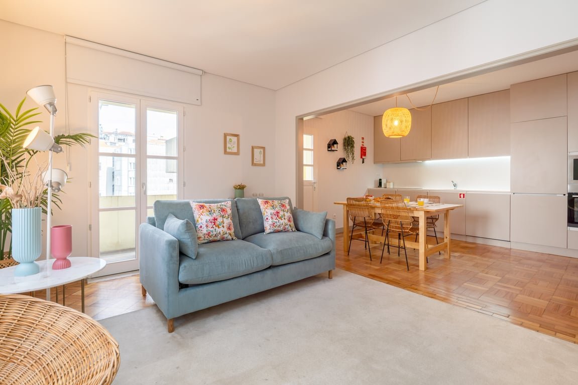 Blue Tile Hideaway by Portugal Active gallery image 4