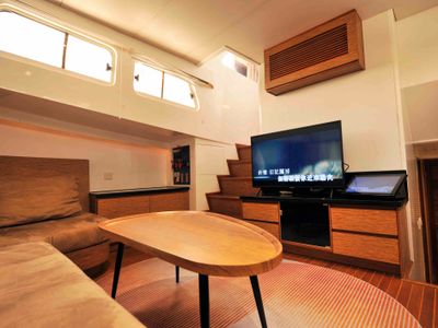 Spacious Party Houseboat – Whole Boat