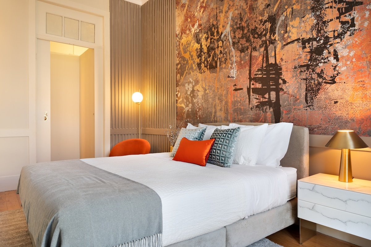 42 1T Cardosas Block Historic ap. 1T gallery image 3