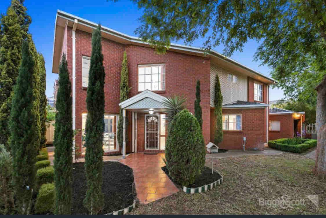 Kallara House – Awesome Movie Room! gallery image 2