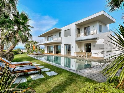 Luxury Villa 10 min from La Croisette Peace & View