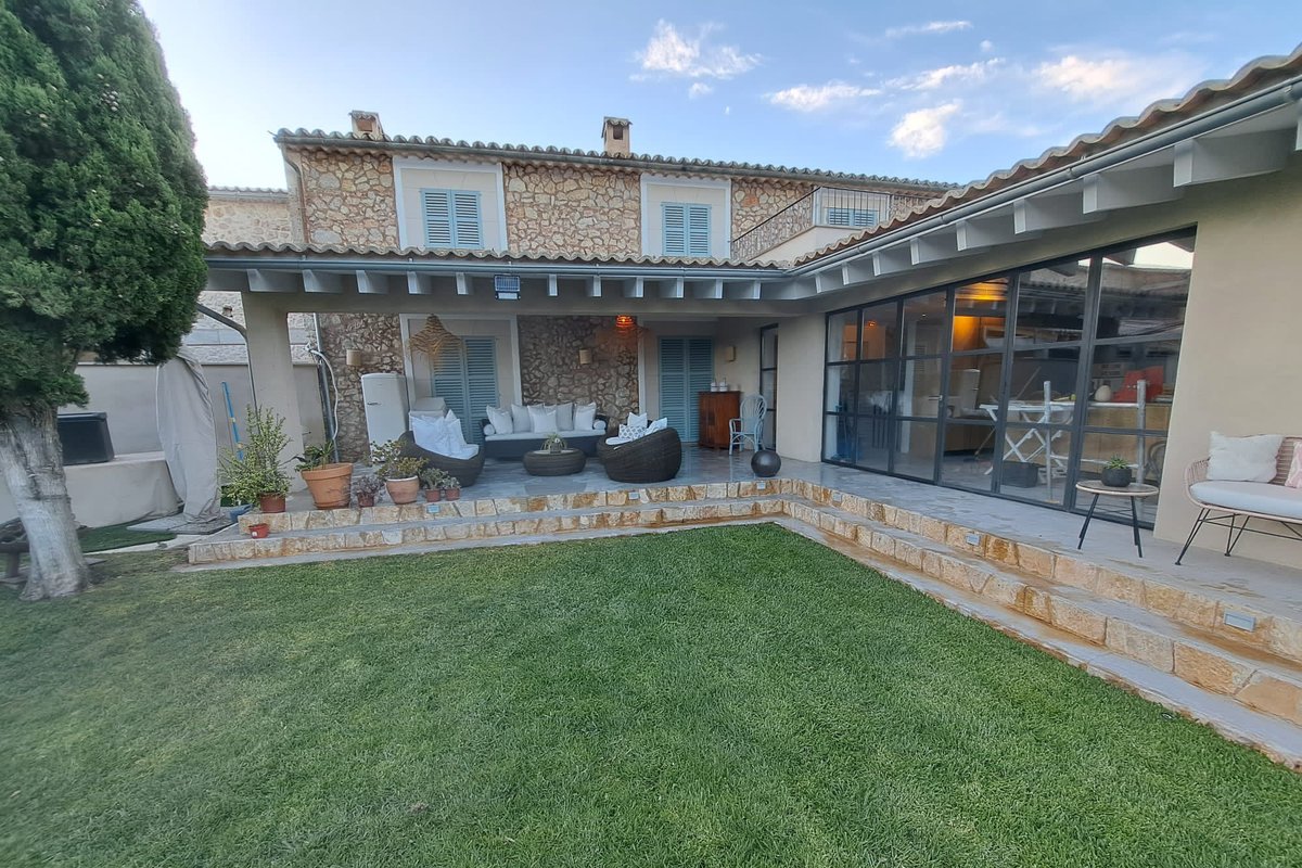 Modern Finca Es Capdella