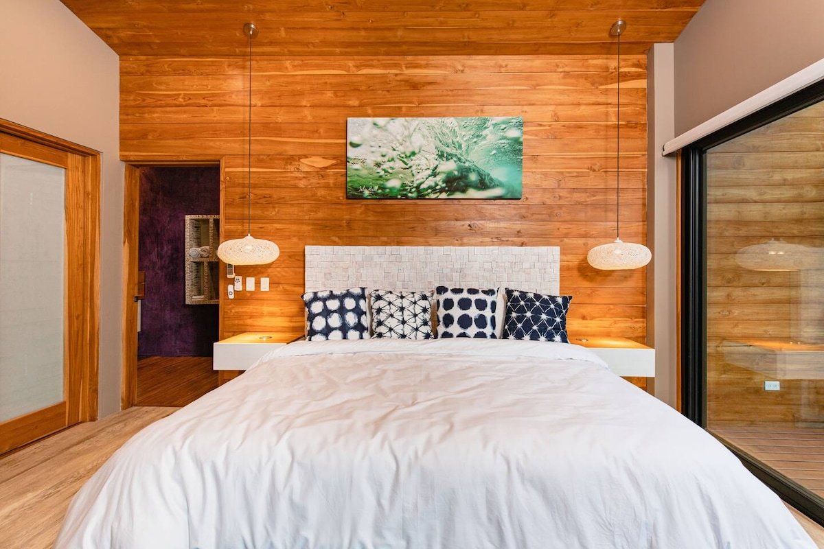 The Island House gallery image 3