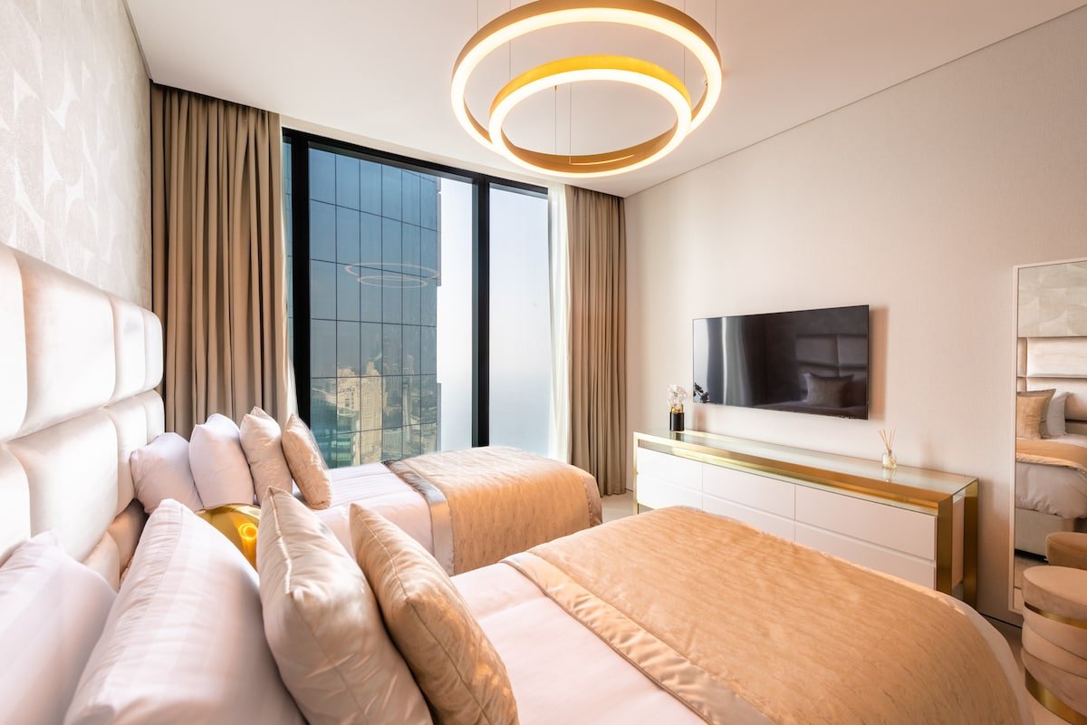 Gorgeous Apt wz Stunning Sea Views in Address JBR gallery image 5