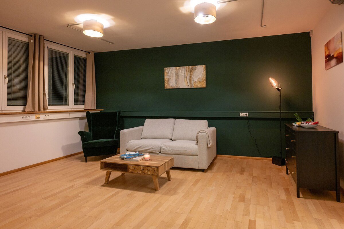 München 160 qm in Top Lage – 4 Schlafzimmer gallery image 5