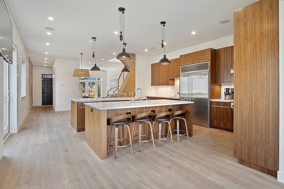 Your Gorgeous Modern Home Featured On T.V. gallery image 4